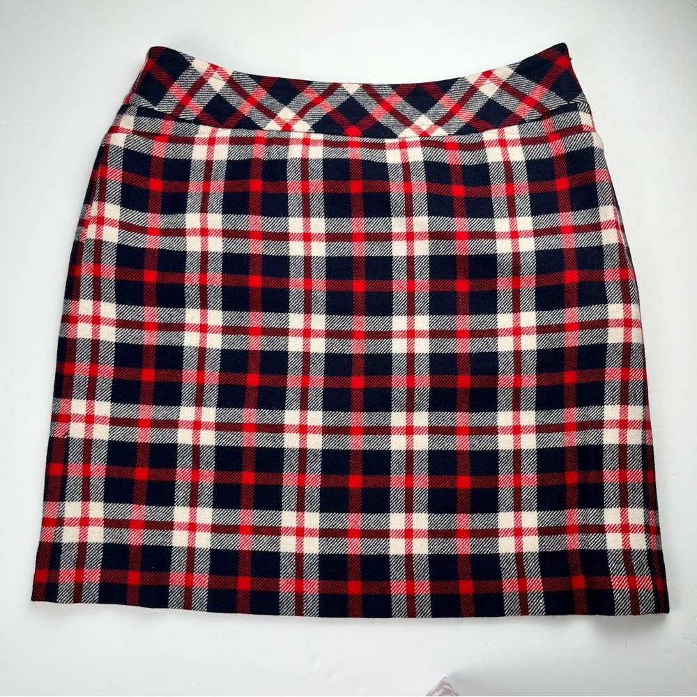 Talbots Red Navy Plaid Wool Blend Skirt –‎ Size 10P